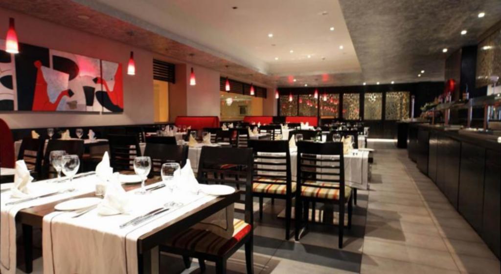Hotel Farah Касабланка Екстер'єр фото Interior of a restaurant in Montreal